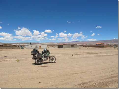 Uyuni to border (Olleguae) 005